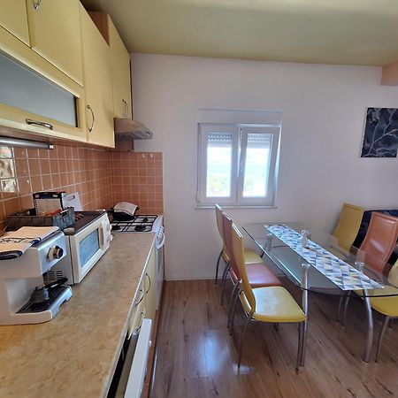 Apartman Mari Trogir Bagian luar foto
