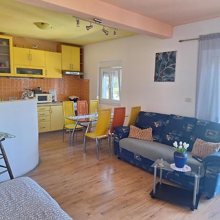 Apartman Mari Trogir Bagian luar foto